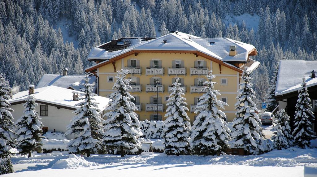 Dolasilla Park Hotel Vigo di Fassa Exterior foto